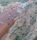 Alcorisa cierra la calle Cueva Oscura a las peñas por riesgo de desprendimientos