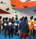 Casi cien jóvenes en el inicio de la temporada de escalada escolar en Alcorisa