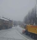 La nieve complica la circulación en una veintena de carreteras de la provincia de Teruel y obliga a usar cadenas