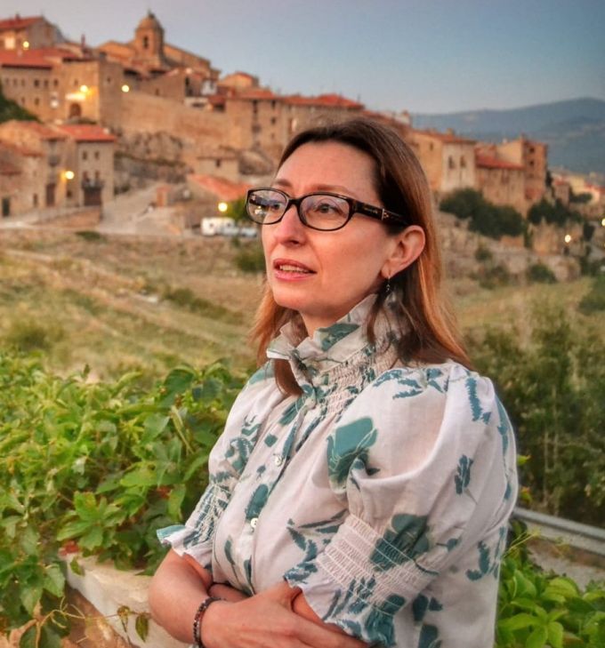 Patricia Crespo, poeta: “Dejarse sorprender por  las cosas inesperadas es  una de las bellezas de la vida”