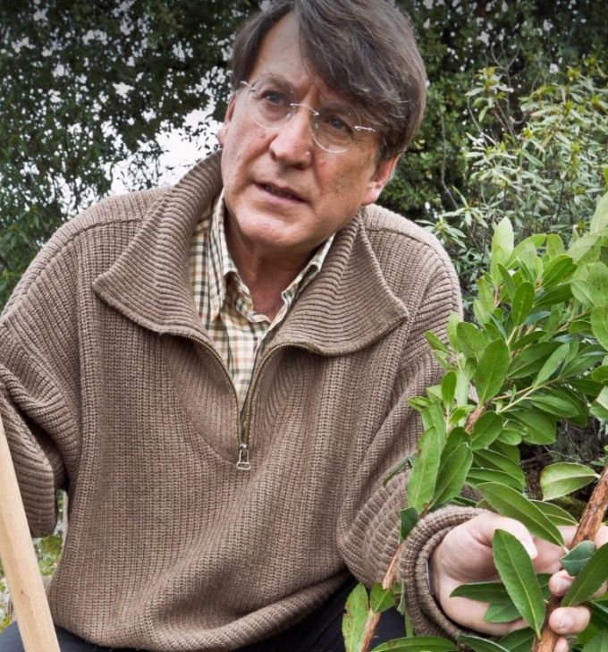 Joaquín Araujo, divulgador medio ambiental: “No puedes arrasar el paisaje para luchar contra el cambio climático”
