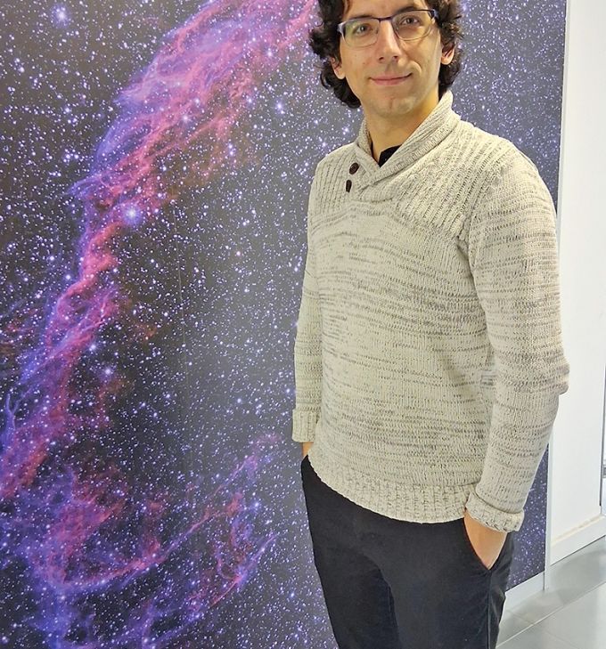 Alejandro Lumbreras, investigador del Centro de Estudios de Física del Cosmos de Aragón: “Siempre nos sorprende el cielo, no sabes qué nuevo hallazgo va a aparecer mirando al espacio”