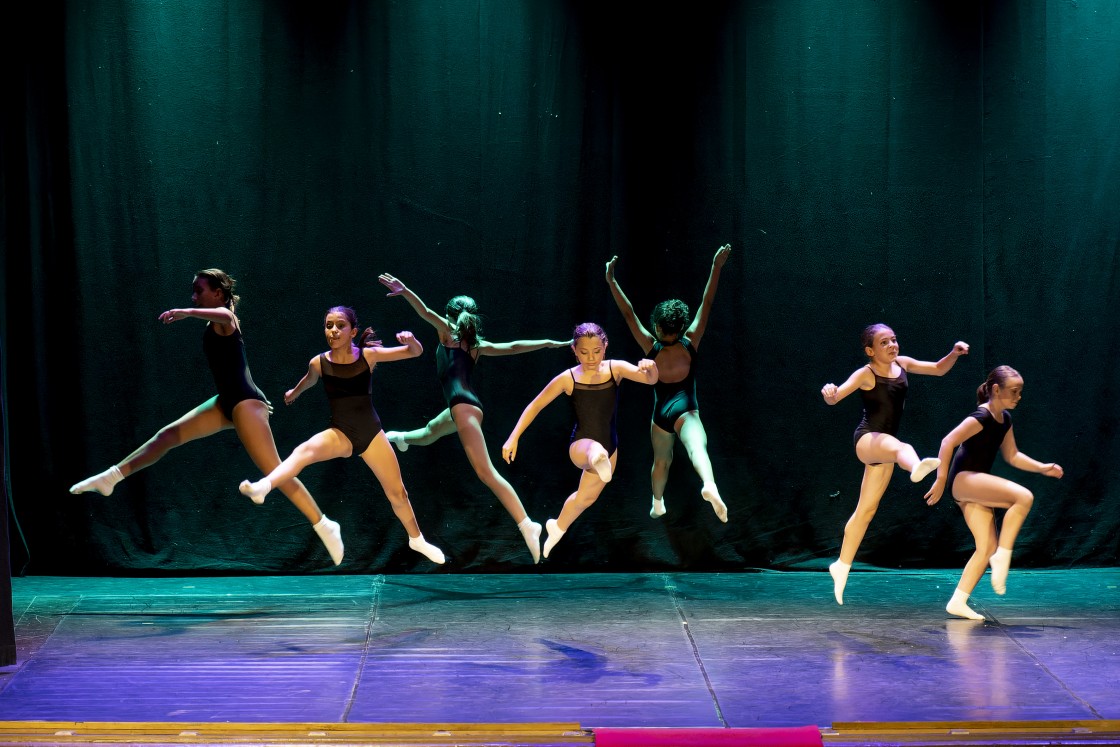 402_ballet60.jpg