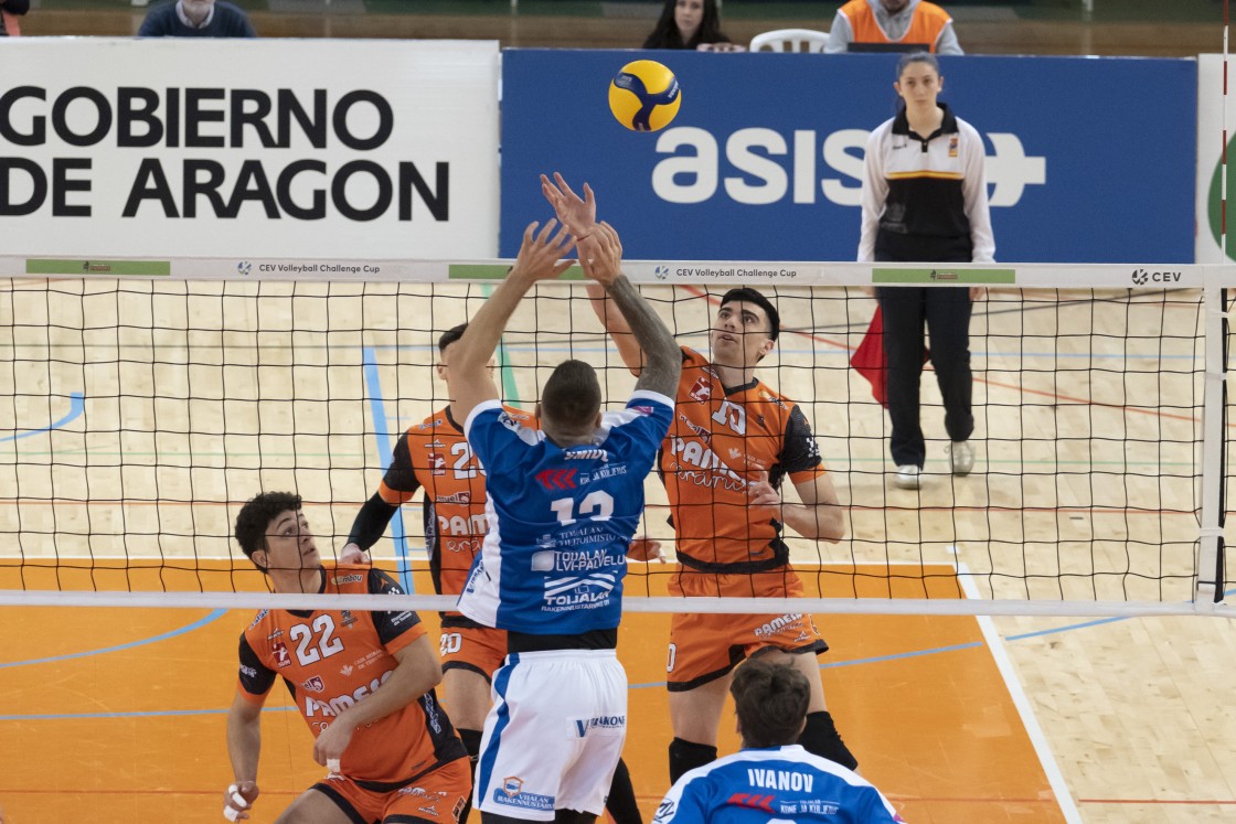 592_voleibol15.jpg