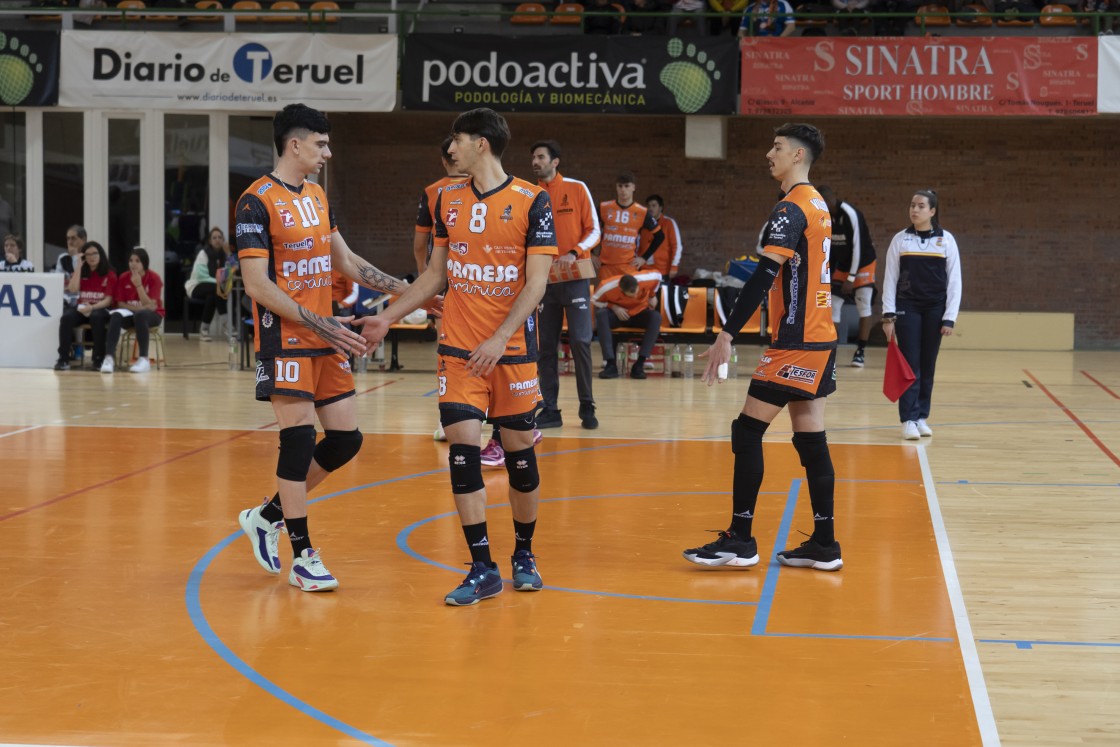592_voleibol61.jpg