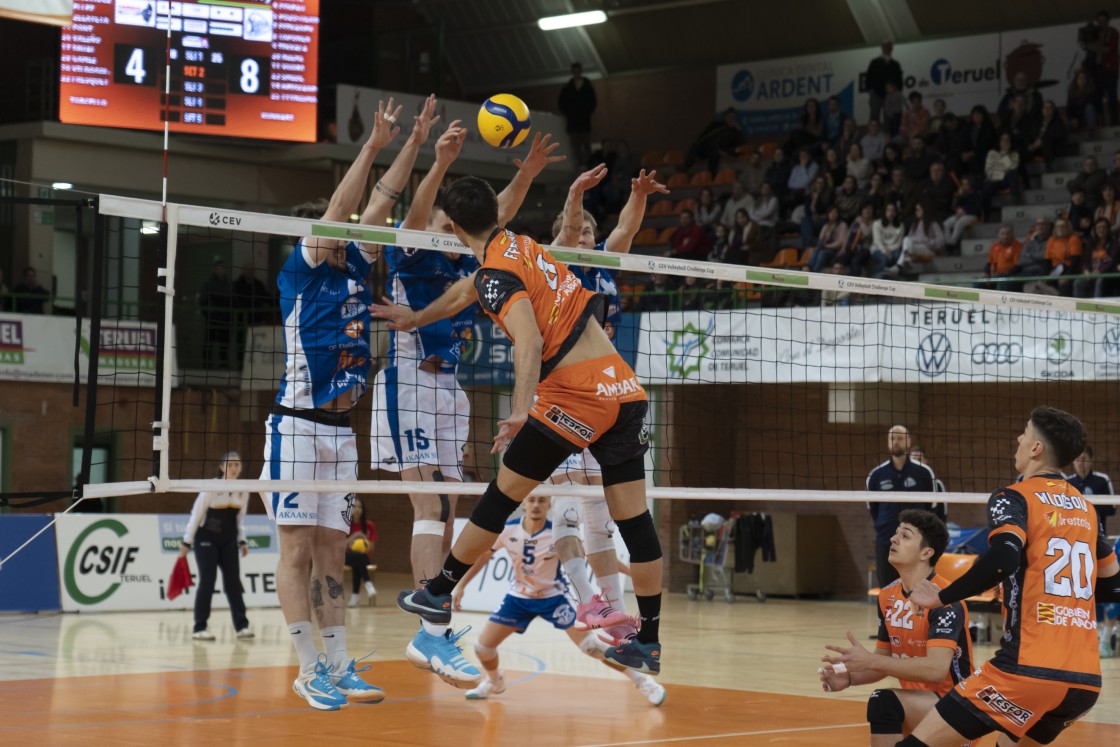 592_voleibol63.jpg