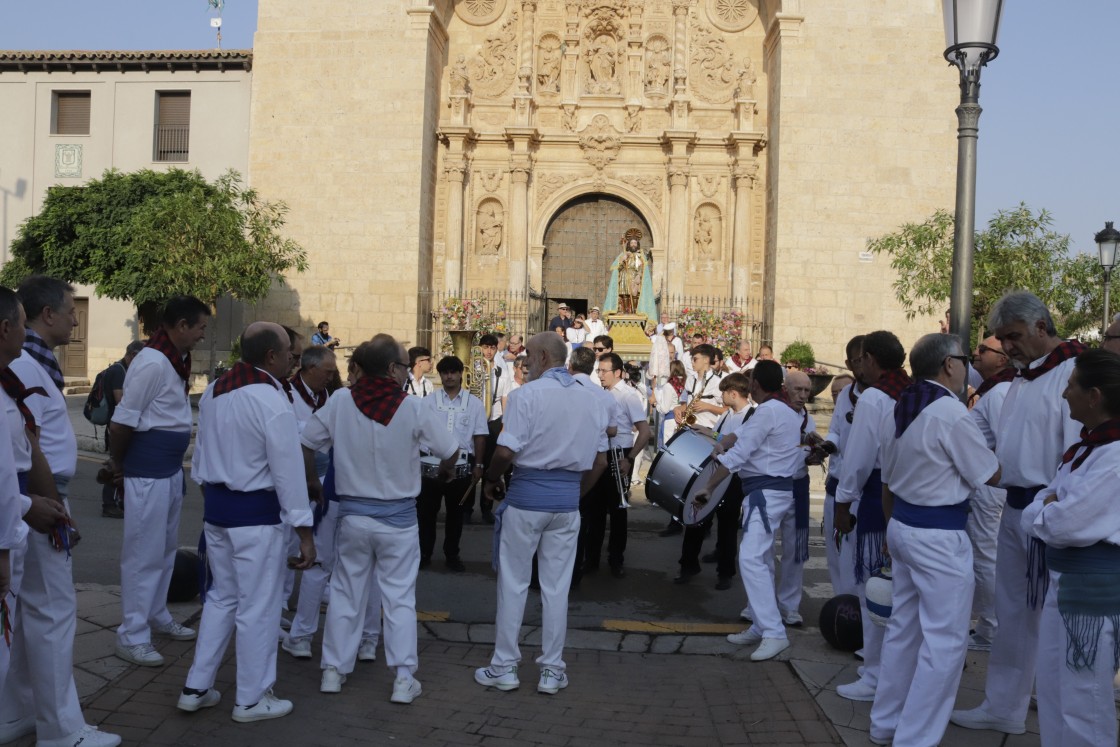 Los calamochinos bailan a San Roque