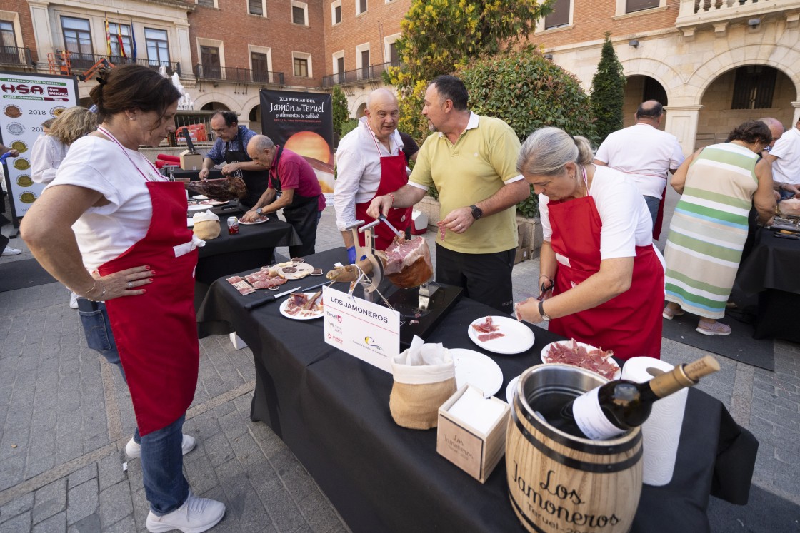 798_cortadores-jamon45.jpg