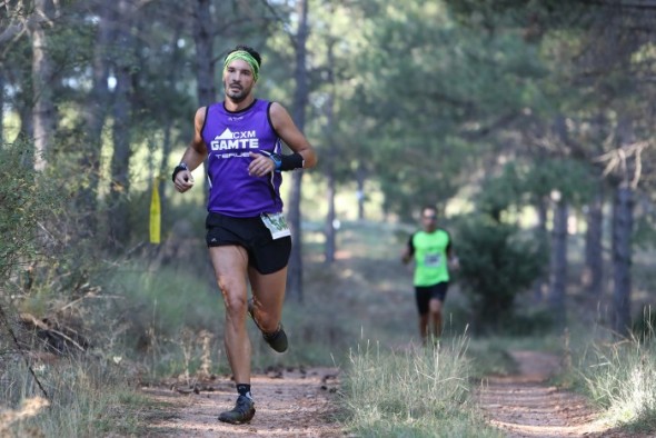 El domingo 6 de octubre se celebró la XVIII edición de la carrera por montaña y marcha senderista Aragón Sur con más de 520 participantes.