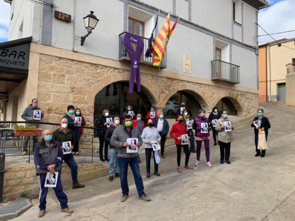 Concentración en Bañón por el 25N