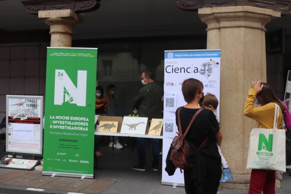 La Noche Europea de Investigadores e Investigadoras, en la plaza del Torico