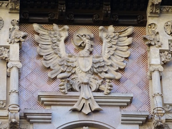 Ave fénix en el Palacio Montaner