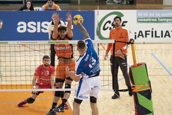 592_voleibol11.jpg
