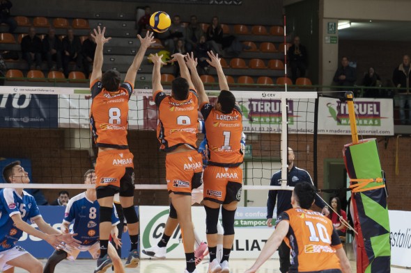592_voleibol49.jpg