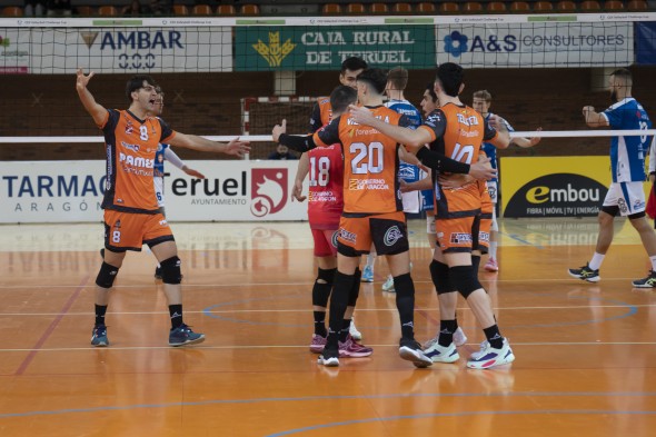 592_voleibol69.jpg