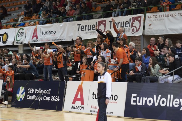 592_voleibol70.jpg