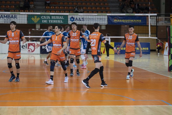 592_voleibol75.jpg