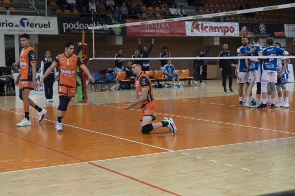 592_voleibol89.jpg