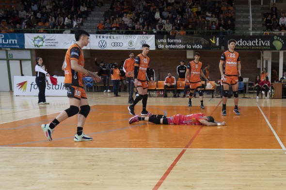 592_voleibol96.jpg