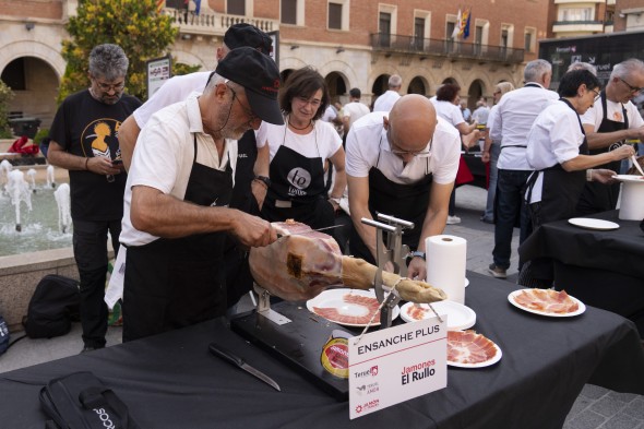 798_cortadores-jamon03.jpg