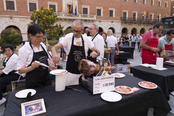 798_cortadores-jamon04.jpg